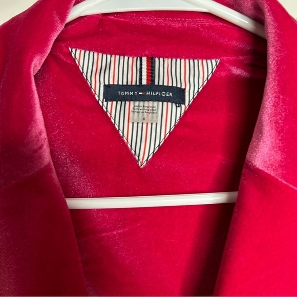 Tommy Hilfiger Women’s Velour Pink Blazer Jacket Size 6 L/S - Picture 2 of 4